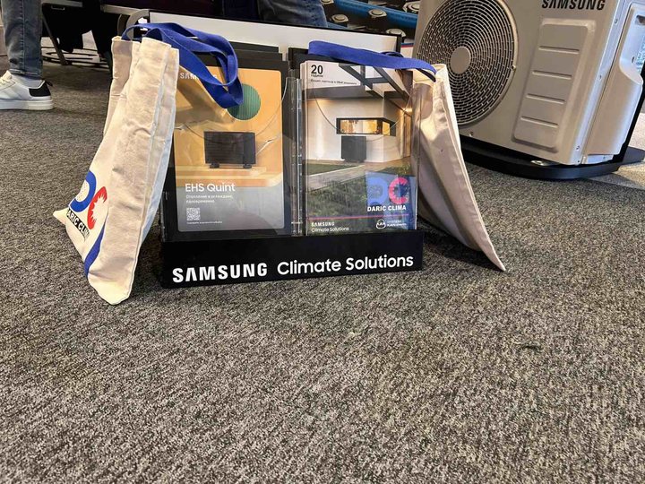 Рекламни материали на Дарик Клима и Samsung Climate Solutions. Снимка: Материал, предоставен от Дарик Клима